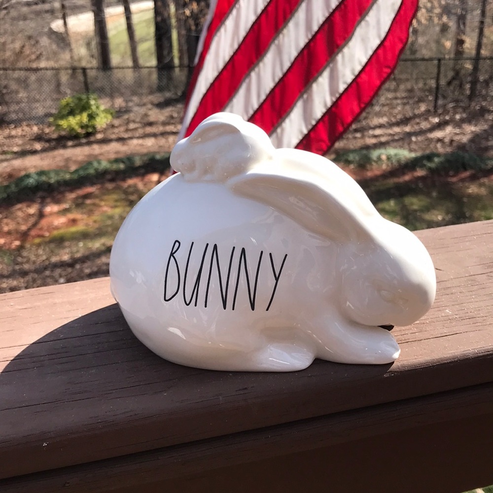 Rae Dunn Bunny NWT small bunny on top too cute